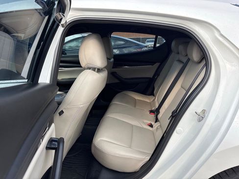 Used 2019 MAZDA MAZDA3 AWD Hatchback image 11