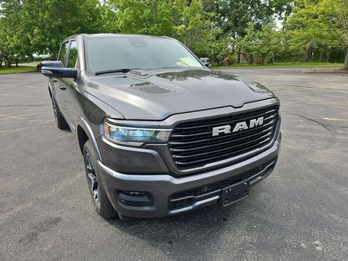 Used 2025 RAM 1500 Laramie w/ Sport Appearance Package AWD/4WD image 8