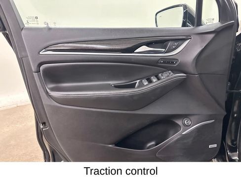 Used 2019 Buick Enclave Avenir w/ Avenir Technology Package AWD/4WD image 37