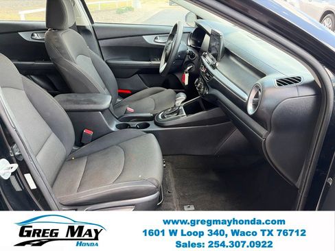 Used 2023 Kia Forte LXS FWD image 13