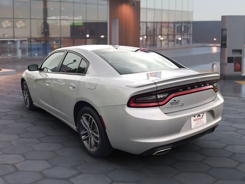 Used 2019 Dodge Charger SXT AWD/4WD image 9