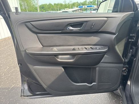 Used 2016 Chevrolet Traverse LT FWD image 14