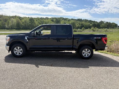 Used 2021 Ford F150 XLT AWD/4WD image 2