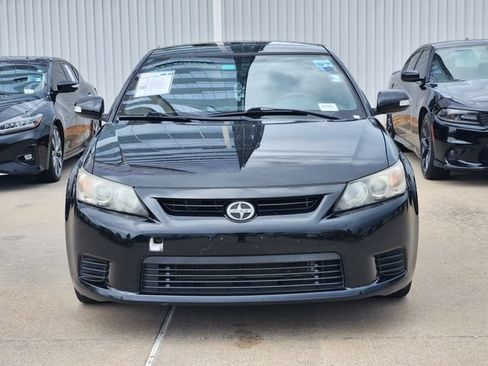 Used 2013 Scion tC FWD image 2