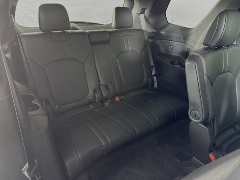 Used 2024 Honda Pilot TrailSport image 27