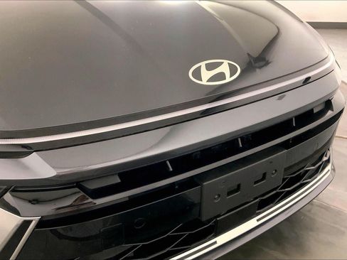 Used 2025 Hyundai Sonata SEL FWD image 28