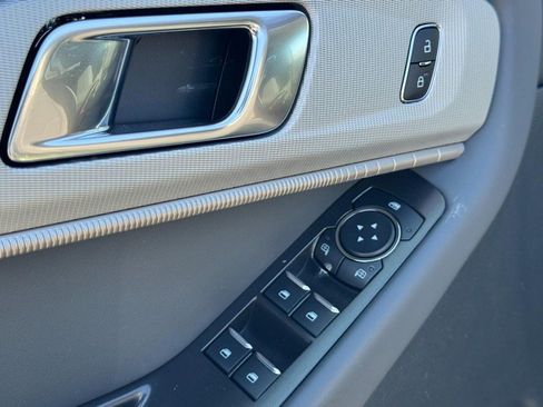 New 2026 Ford Explorer Active image 11