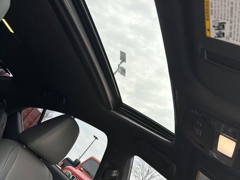 Used 2023 Lexus IS 300 AWD w/ Premium Package image 15