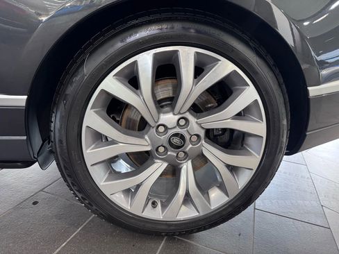 Used 2021 Land Rover Range Rover P525 Westminster Edition image 42