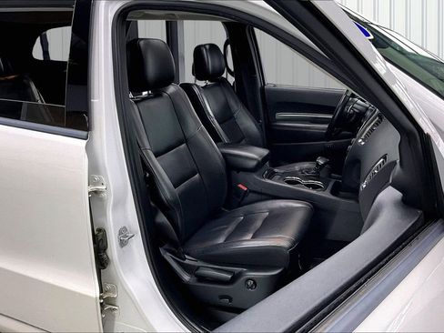 Used 2018 Dodge Durango GT AWD/4WD image 32