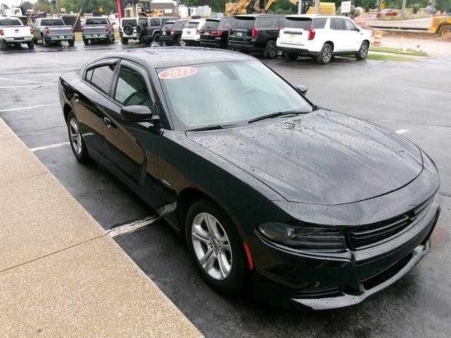 Used 2023 Dodge Charger SXT RWD image 4