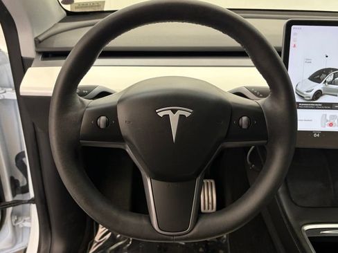 Used 2022 Tesla Model Y Performance AWD/4WD image 37