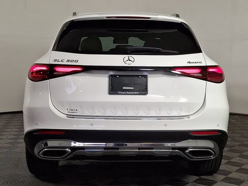 Used 2026 Mercedes-Benz GLC 300 4MATIC image 8