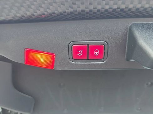 Used 2013 Mercedes-Benz SL 63 AMG image 47