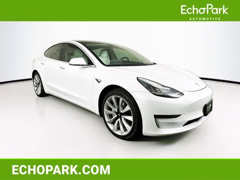Used 2018 Tesla Model 3 Long Range image 1