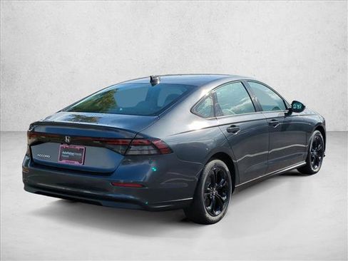 New 2025 Honda Accord SE image 5