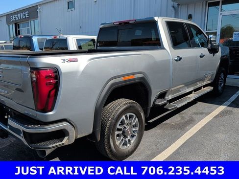 Used 2025 GMC Sierra 2500 SLT w/ SLT Premium Package image 4