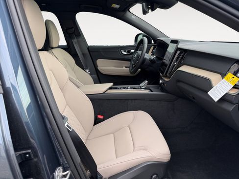 New 2026 Volvo XC60 B5 Plus w/ Protection Package Premier image 15