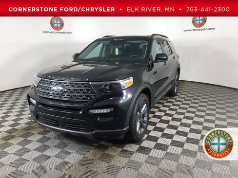 Certified 2023 Ford Explorer XLT w/ XLT Sport Appearance Package AWD/4WD image 1
