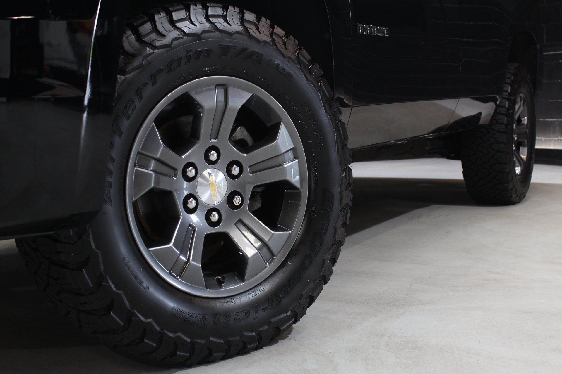 Used 2015 Chevrolet Tahoe LT AWD/4WD image 14