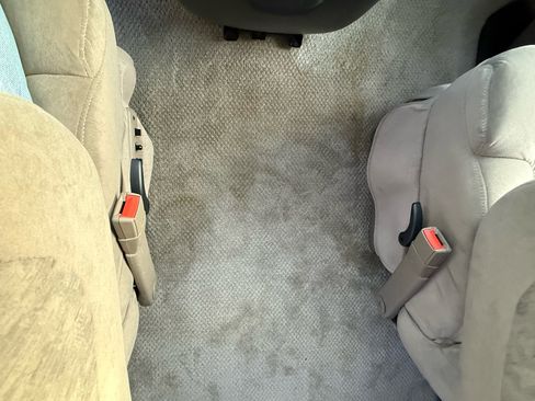 Used 2002 Chevrolet Express 2500 w/ Preferred Equipment Group 2 image 23