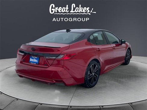 Used 2025 Toyota Camry XSE image 5