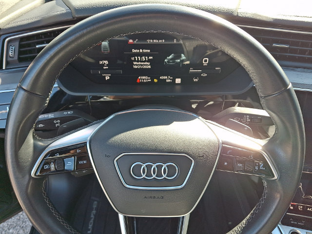 Used 2023 Audi e-tron Premium Plus w/ Premium Plus Package AWD/4WD image 4