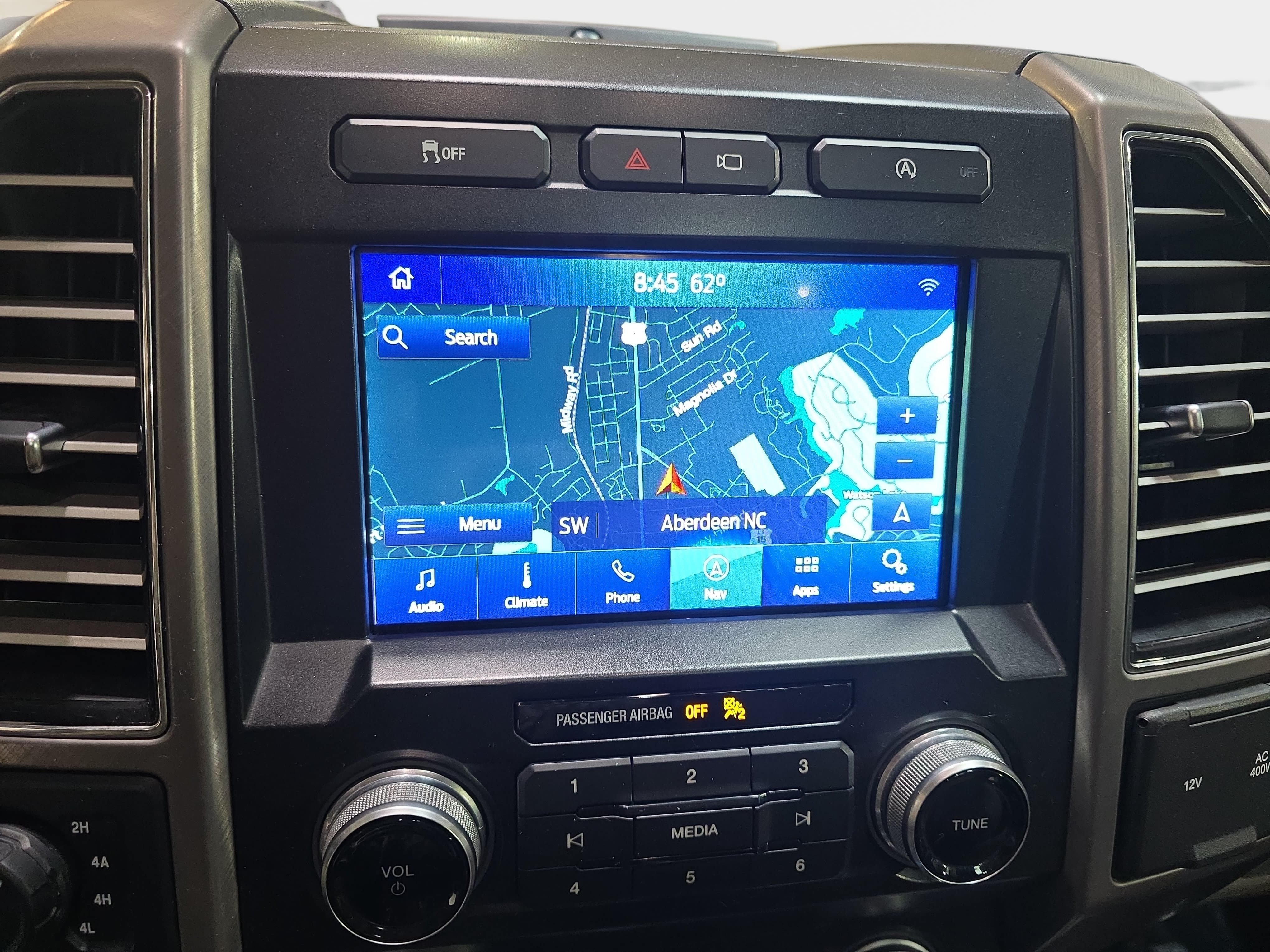 Used 2020 Ford F150 Limited AWD/4WD image 19