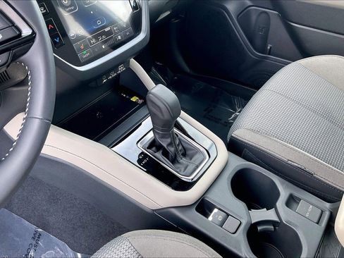 Certified 2025 Subaru Forester Premium image 15