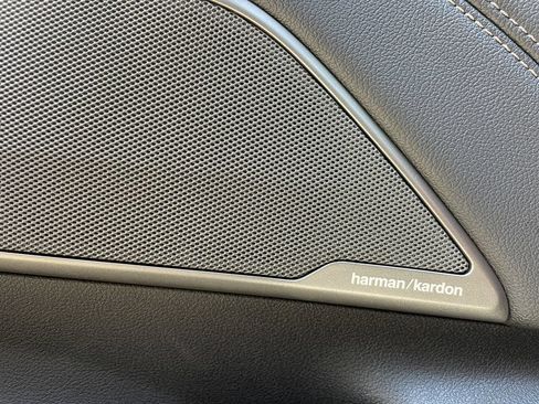 Used 2023 BMW 530i w/ Premium Package RWD image 18