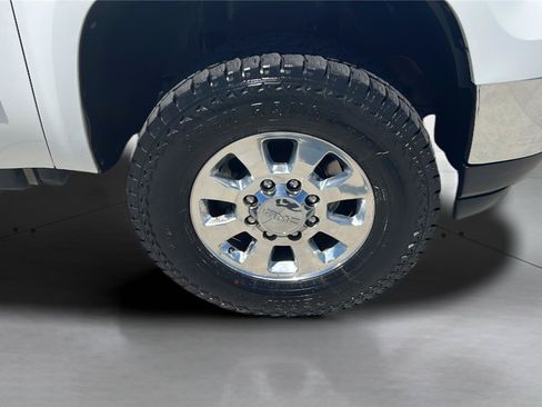 Used 2011 GMC Sierra 3500 SLE w/ SLE Preferred Package AWD/4WD image 19