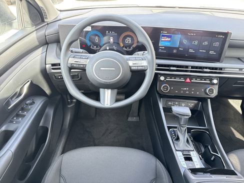 New 2026 Hyundai Tucson SEL image 14