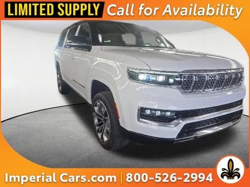 Used 2025 Jeep Grand Wagoneer L Series III w/ Rear Seat Video Group 1 AWD/4WD image 1