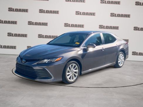 Used 2024 Toyota Camry LE FWD image 1