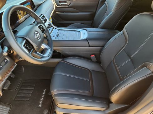 New 2025 Nissan Armada SL image 13