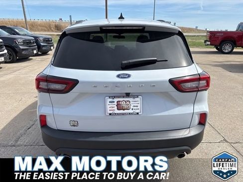 Used 2025 Ford Escape ST-Line FWD image 6
