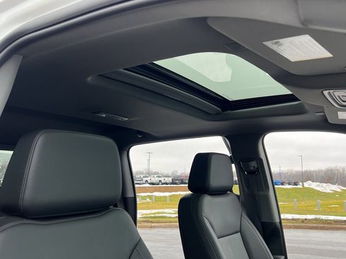 Used 2025 Chevrolet Silverado 1500 RST image 31