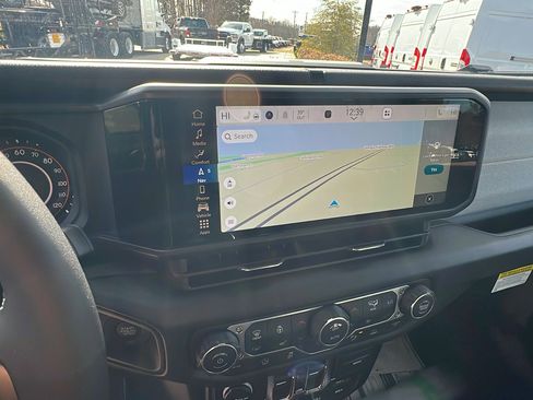 New 2026 Jeep Gladiator Sport image 27