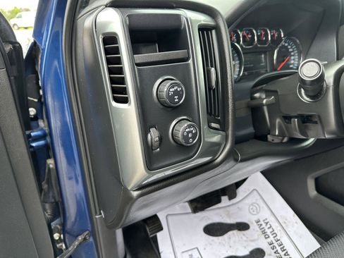 Used 2017 Chevrolet Silverado 1500 LT w/ All Star Edition AWD/4WD image 20