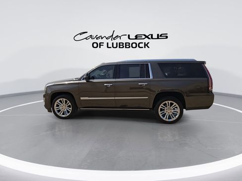 Used 2020 Cadillac Escalade ESV Premium Luxury w/ LPO, Radiant Package AWD/4WD image 6