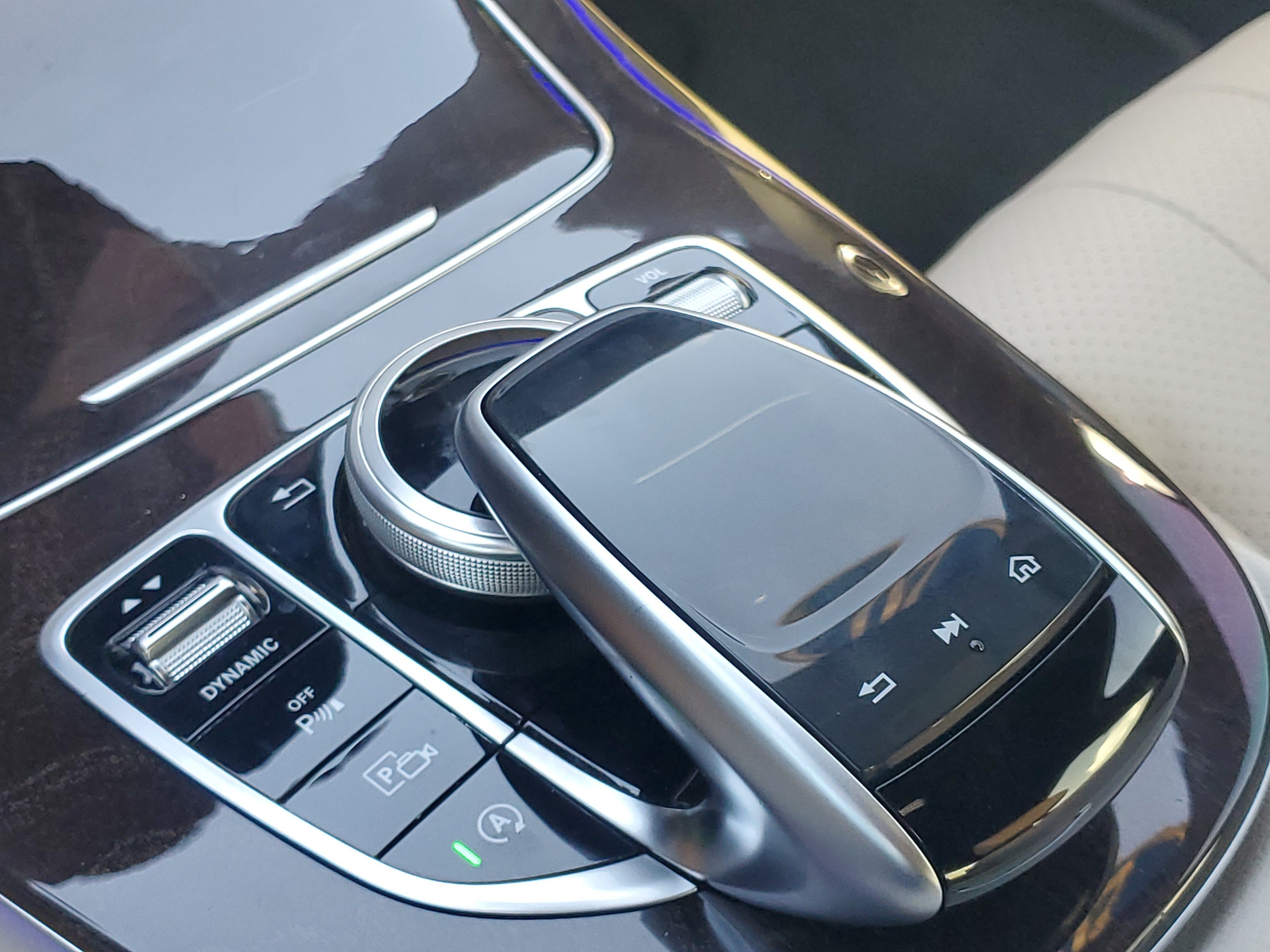 Used 2020 Mercedes-Benz E 350 Sedan image 27