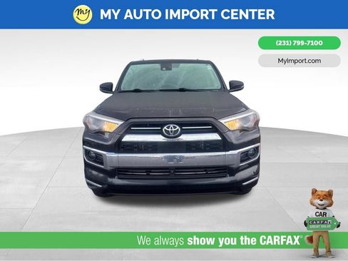 Used 2022 Toyota 4Runner Limited AWD/4WD image 2
