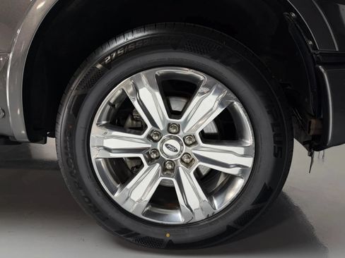 Used 2015 Ford F150 Platinum w/ Equipment Group 701A Luxury AWD/4WD image 9