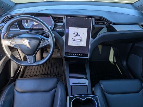 Used 2020 Tesla Model X Long Range image 27