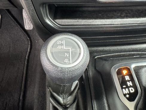 Used 2020 Jeep Gladiator Sport w/ Quick Order Package 24S image 26