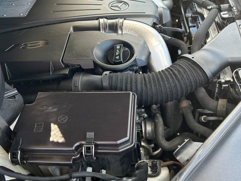 Used 2014 Mercedes-Benz GL 550 4MATIC image 34