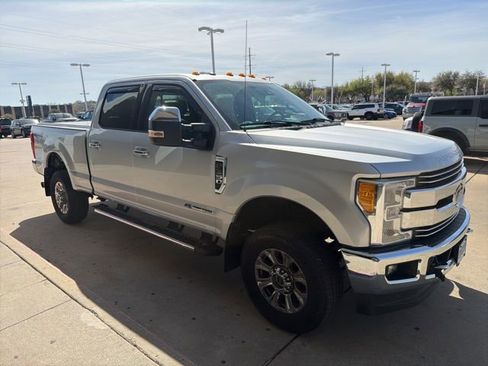 Used 2017 Ford F350 Lariat w/ Lariat Ultimate Package image 2