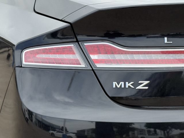 Used 2013 Lincoln MKZ FWD image 7