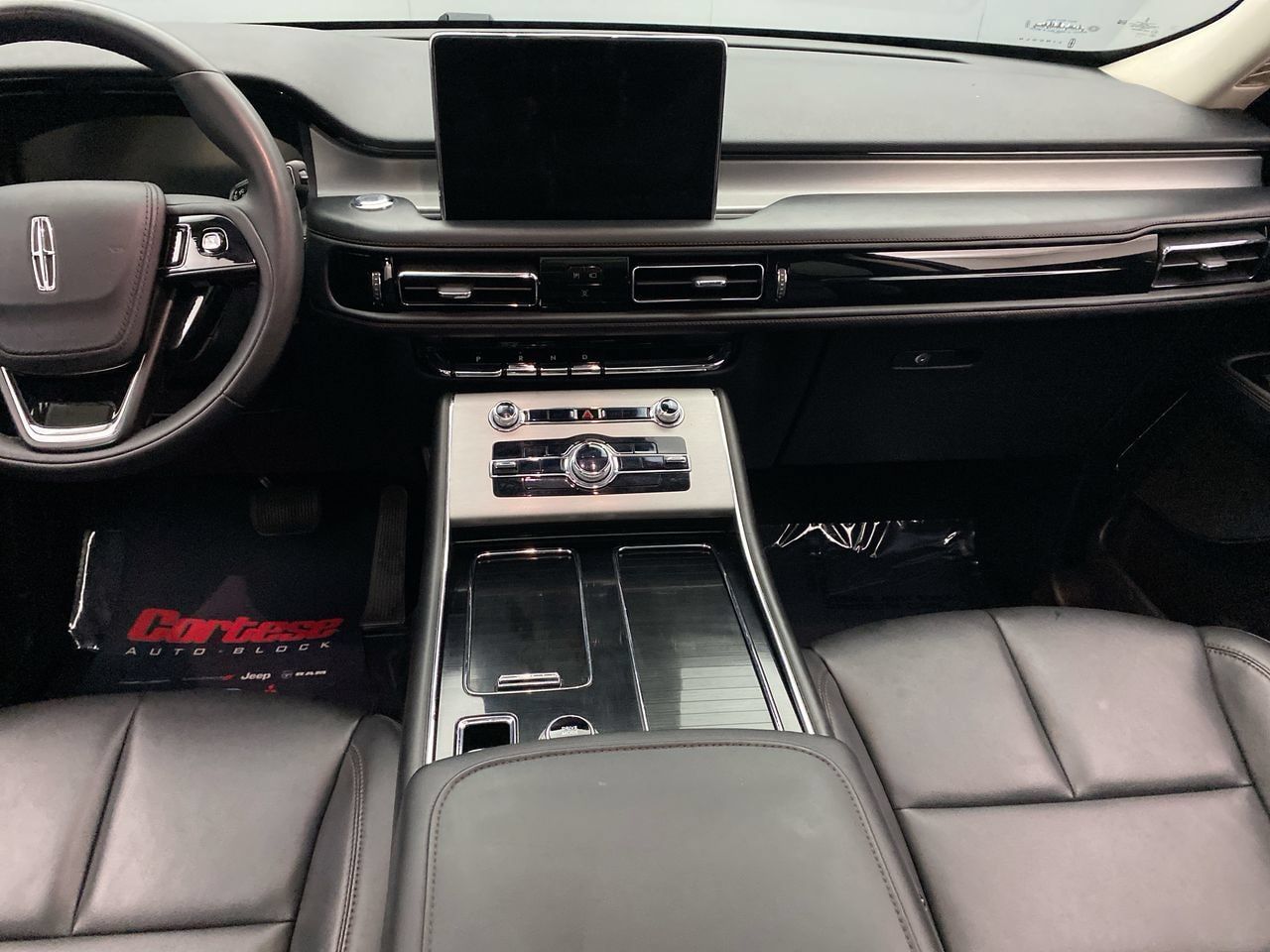 Used 2022 Lincoln Aviator AWD w/ Premium Package image 20
