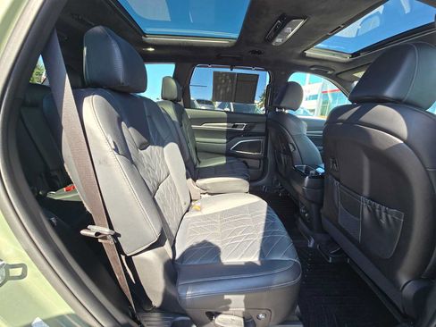 Used 2025 Kia Telluride SX Prestige X-Line AWD/4WD image 12